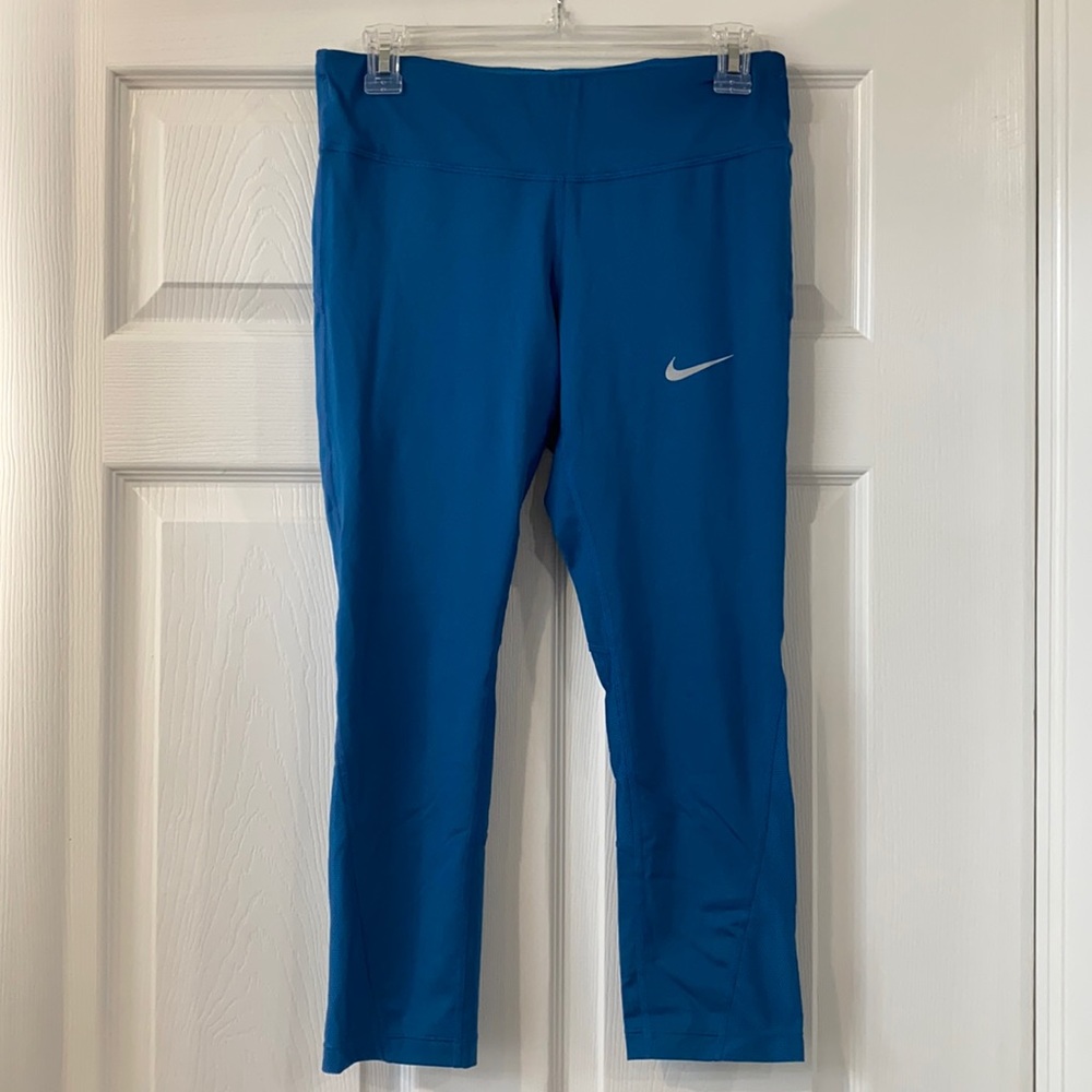 NWOT Nike Dri-Fit Running Crop Leggings